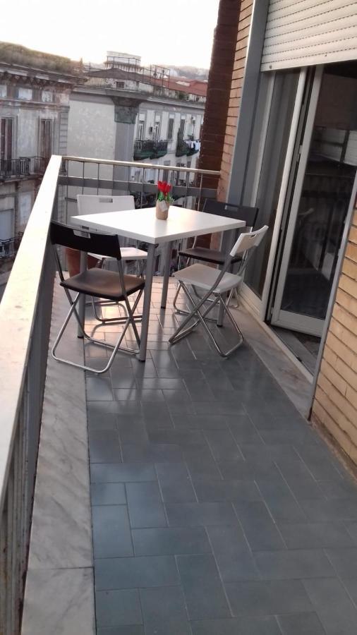 Alexander Hostel Naples Luaran gambar