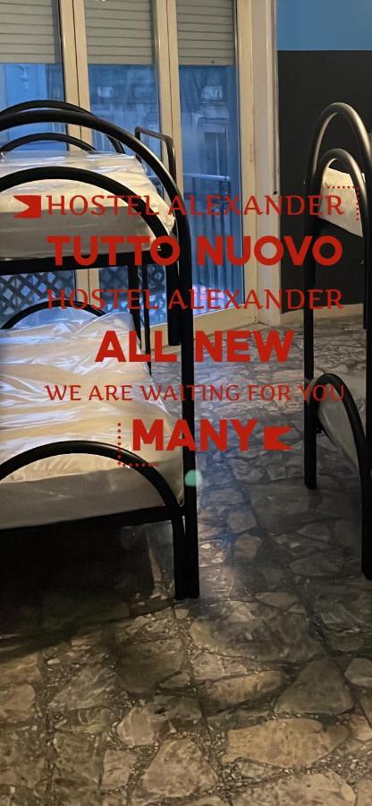 Alexander Hostel Naples Luaran gambar