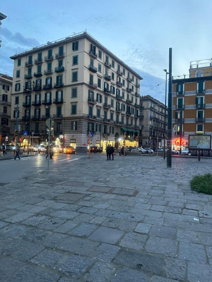 Alexander Hostel Naples Luaran gambar